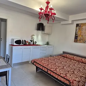 Prince Apartments Апартаменты